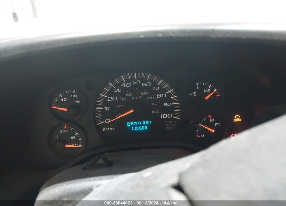 2005 CHEVROLET EXPRESS VIN: 1GCHG39U451146182