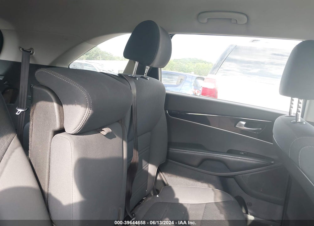 2020 KIA SORENTO 3.3L LX VIN: 5XYPGDA55LG614391