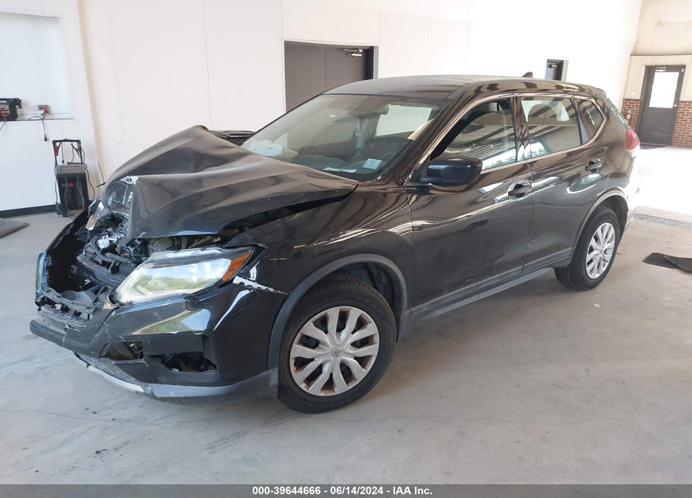 2018 NISSAN ROGUE S VIN: 5N1AT2MV1JC761550