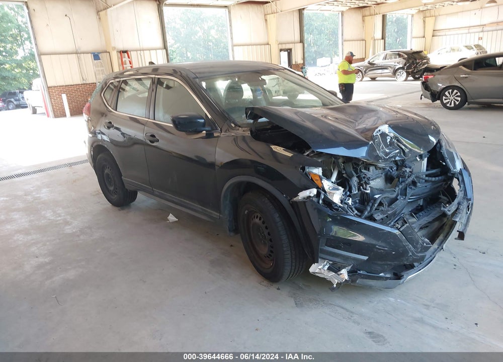 2018 NISSAN ROGUE S VIN: 5N1AT2MV1JC761550