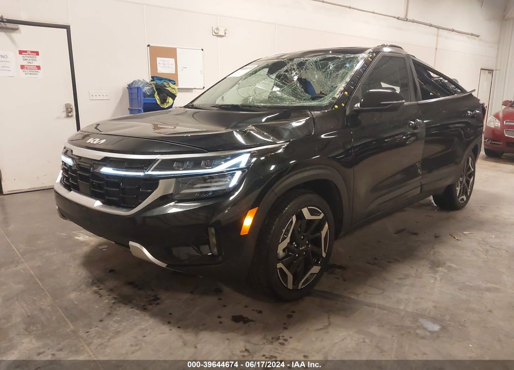 2024 KIA SELTOS VIN: KNDETCA74R7537307
