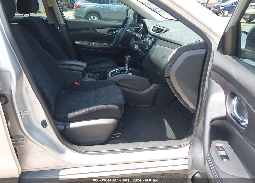 2016 NISSAN ROGUE S VIN: JN8AT2MT6GW024908