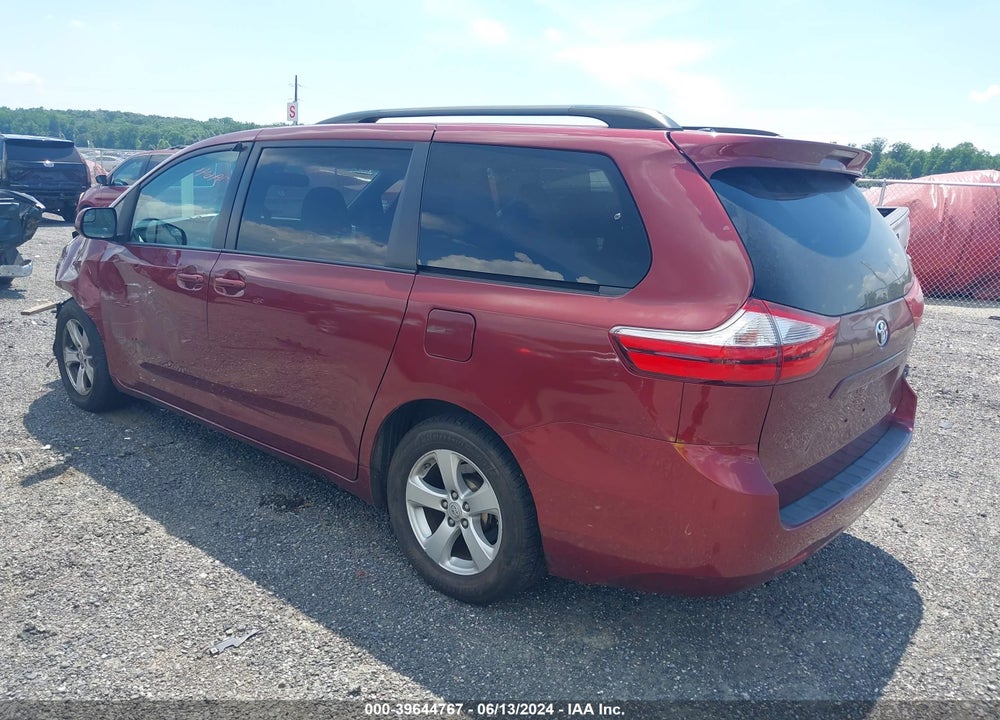 2017 TOYOTA SIENNA LE 8 PASSENGER VIN: 5TDKZ3DC2HS824949