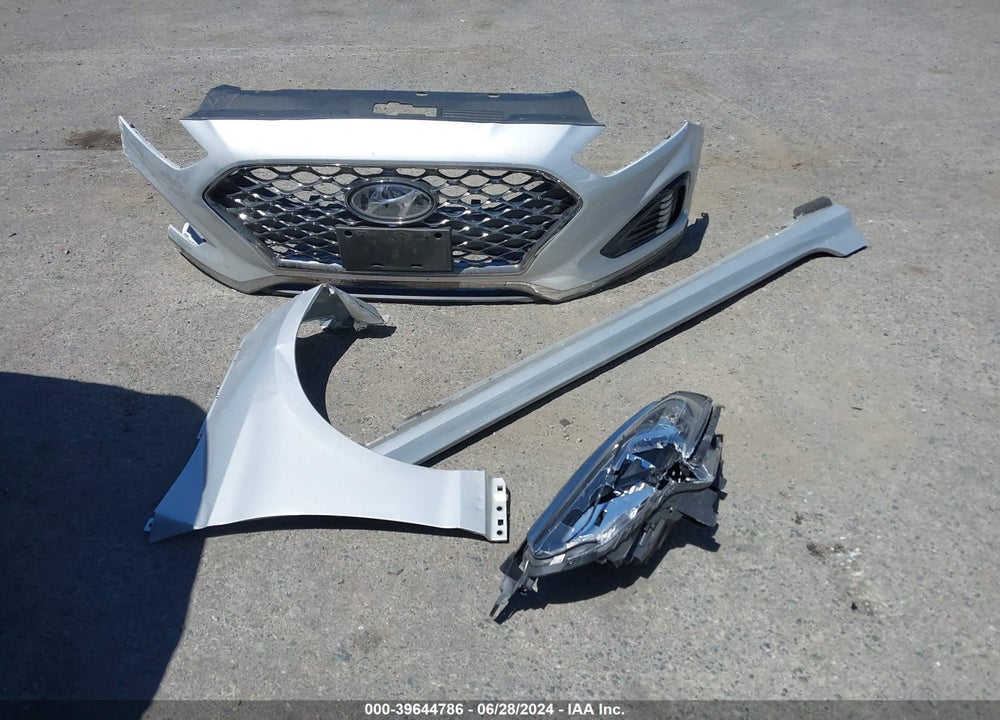 2019 HYUNDAI SONATA SEL VIN: 5NPE34AF1KH767773