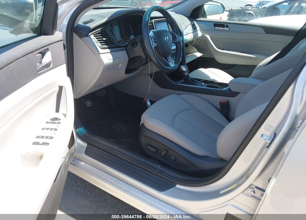 2019 HYUNDAI SONATA SEL VIN: 5NPE34AF1KH767773