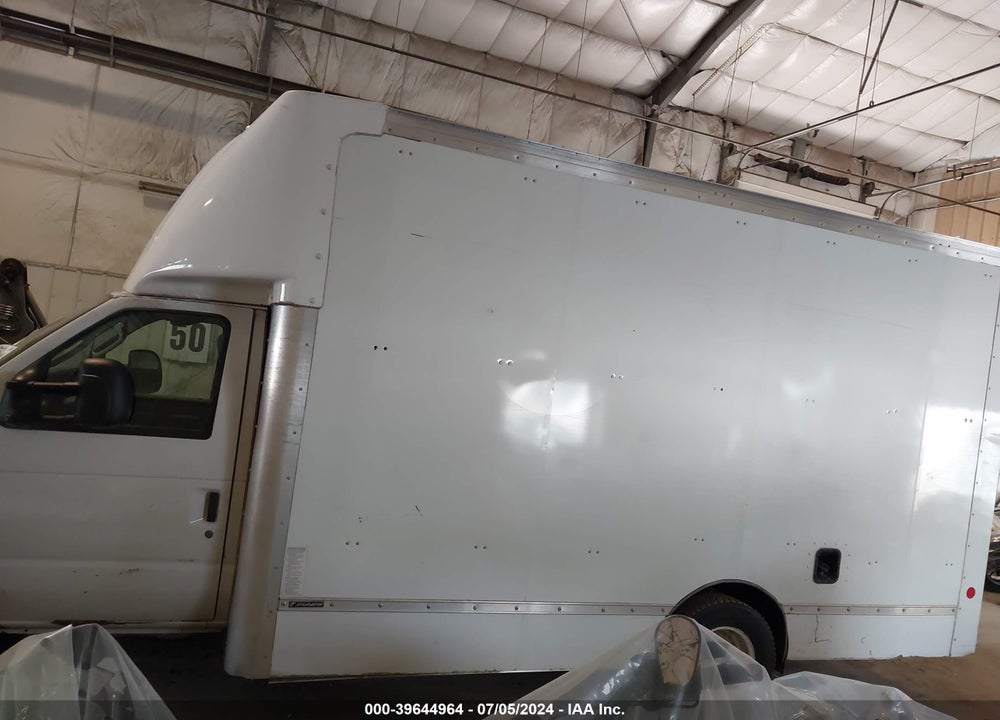 2022 FORD E-450 CUTAWAY VIN: 1FDWE4FK7NDC37141