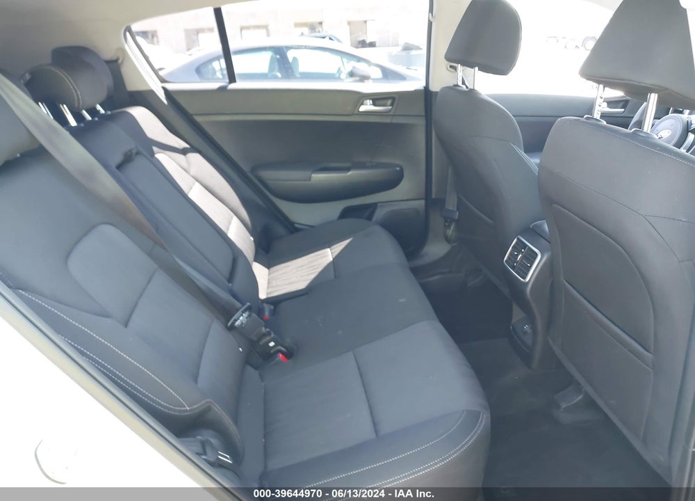 2021 KIA SPORTAGE LX VIN: KNDPMCAC4M7937749