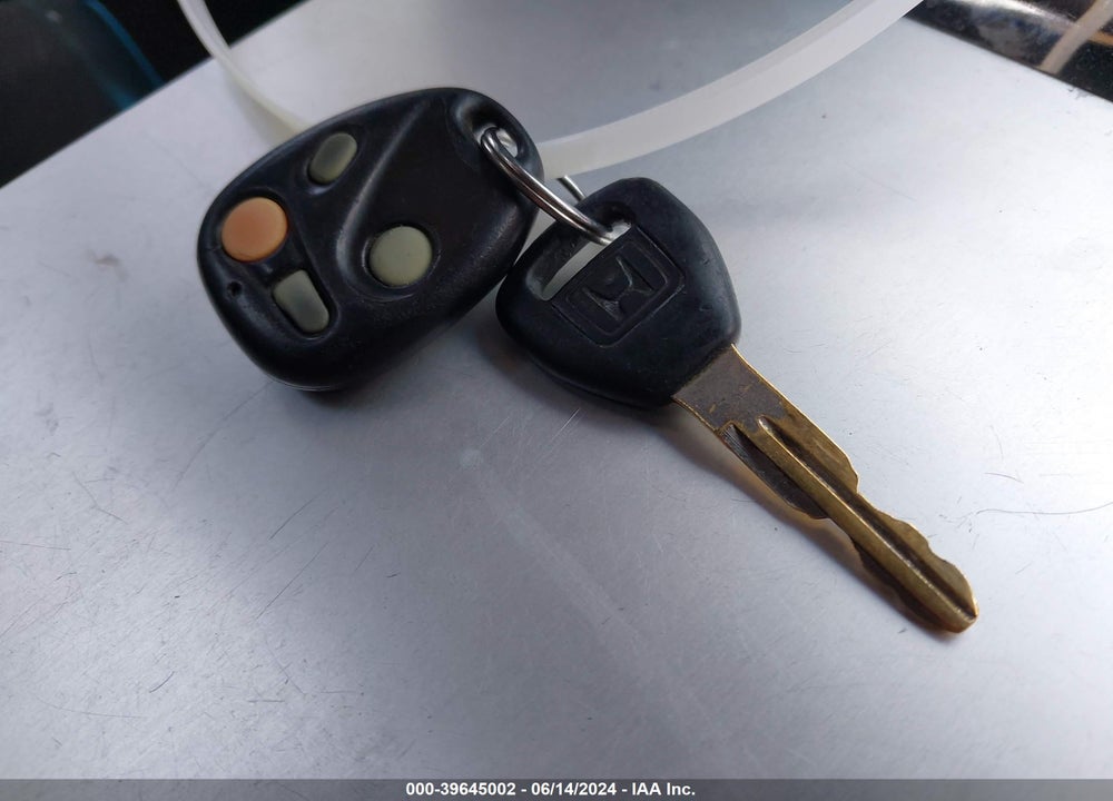 2001 HONDA ACCORD VALUE PACKAGE VIN: 1HGCF86631A060616