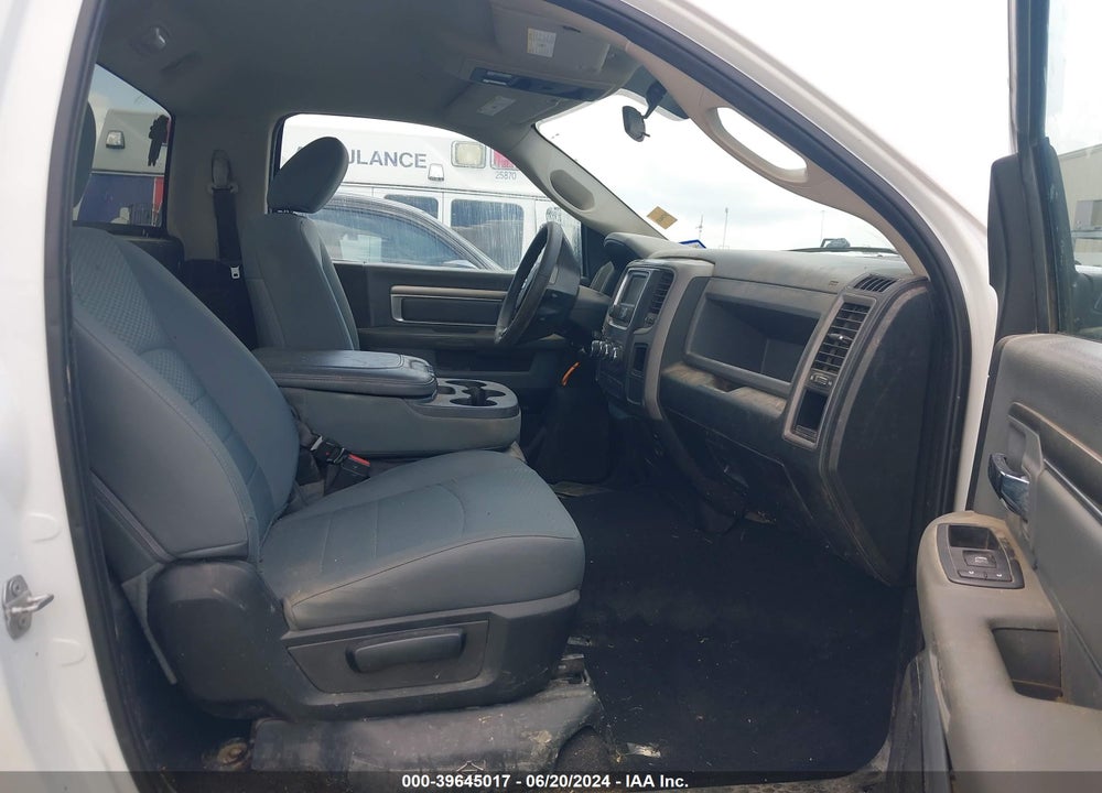 2019 RAM 1500 CLASSIC VIN: 3C6JR7ATXKG505223