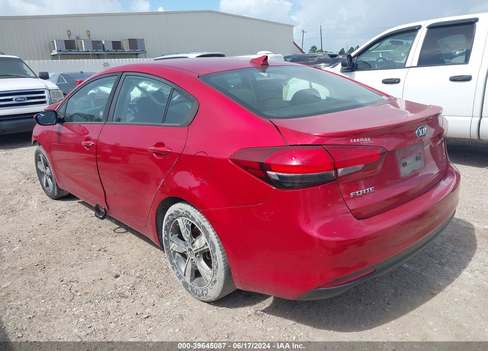 2018 KIA FORTE S VIN: 3KPFL4A78JE243097