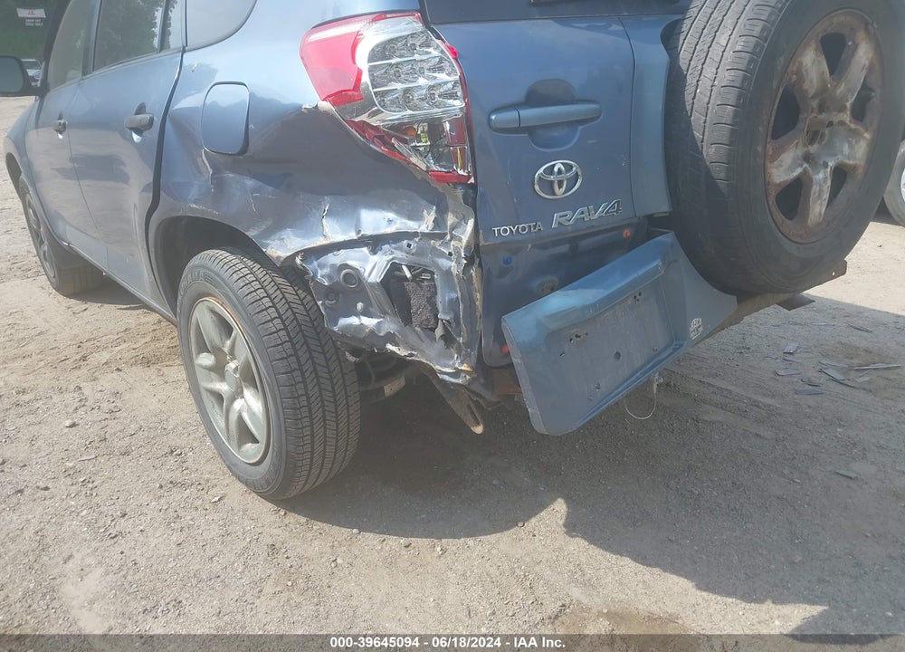 2008 TOYOTA RAV4 VIN: JTMBD33V886070182