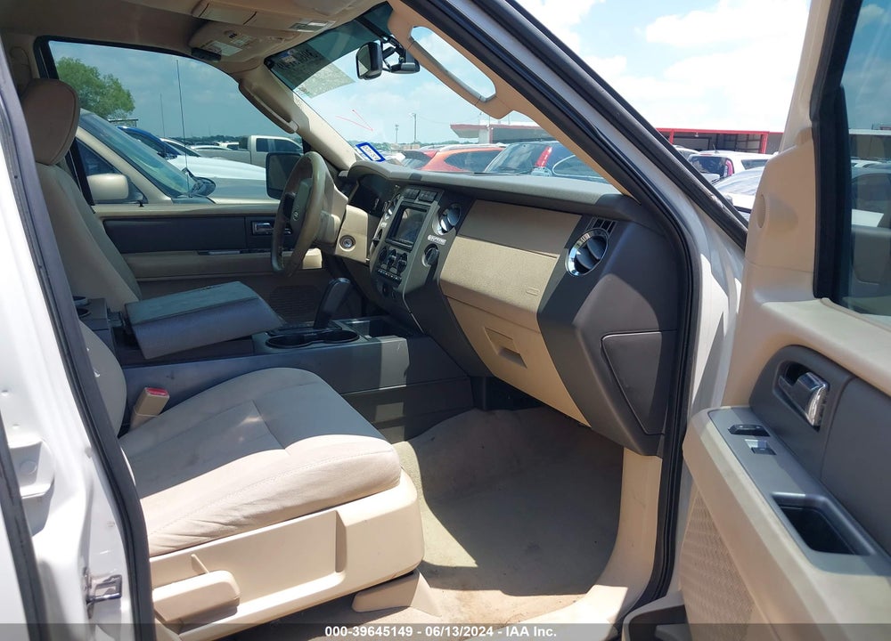 2008 FORD EXPEDITION XLT VIN: 1FMFU15588LA23668