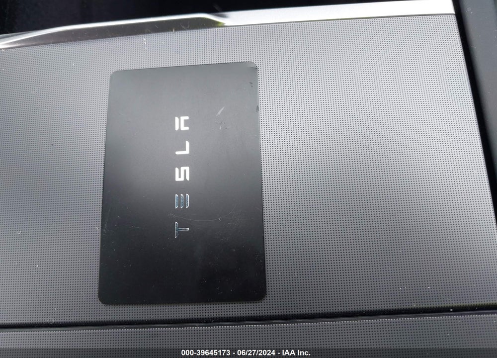 2024 TESLA MODEL 3 REAR-WHEEL DRIVE VIN: 5YJ3E1EA5RF733861