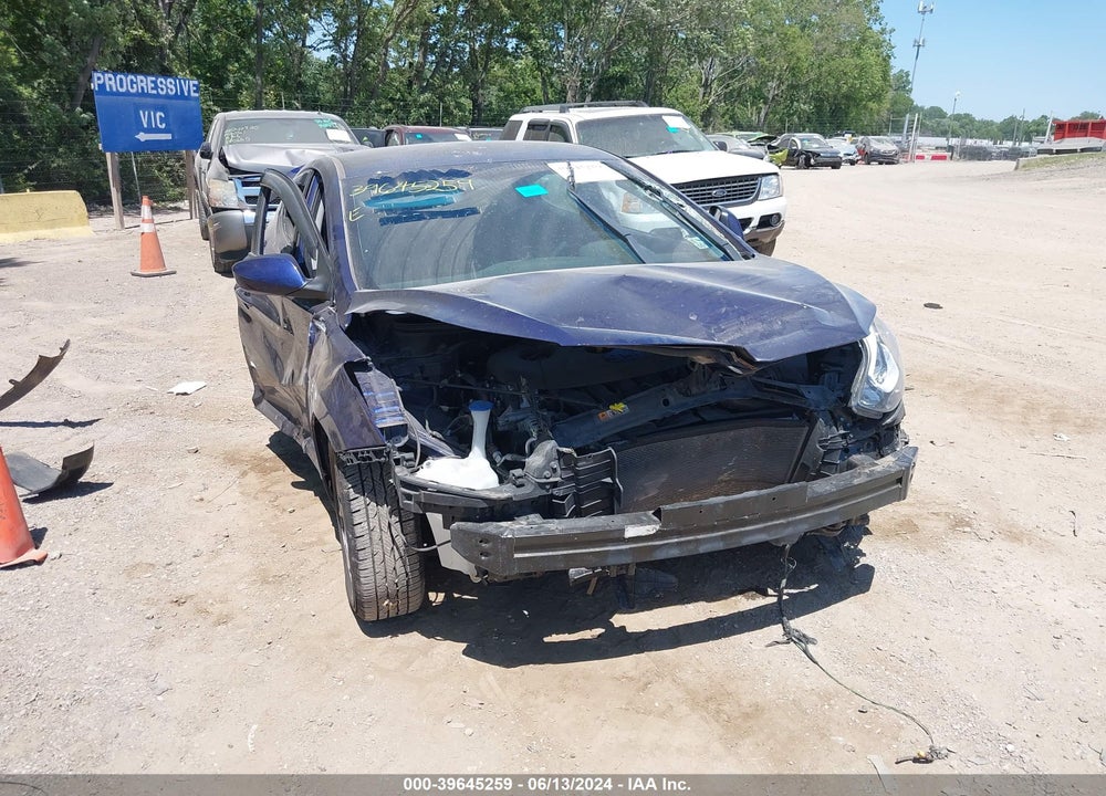 2014 HYUNDAI ELANTRA SE VIN: 5NPDH4AE2EH532047