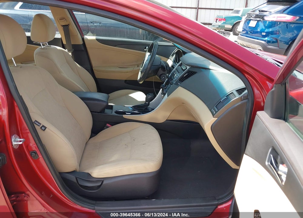 2012 HYUNDAI SONATA GLS VIN: 5NPEB4AC5CH378158