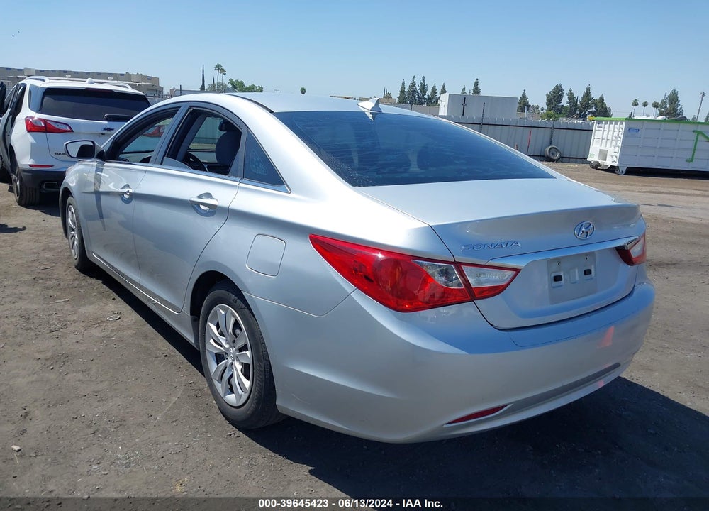 2013 HYUNDAI SONATA GLS VIN: 5NPEB4AC6DH600921