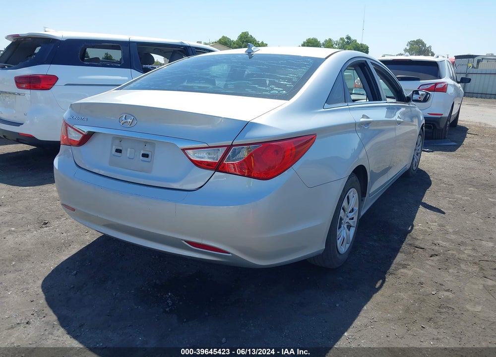 2013 HYUNDAI SONATA GLS VIN: 5NPEB4AC6DH600921