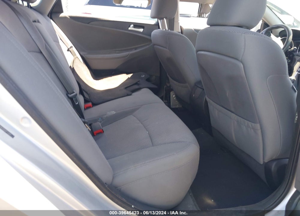 2013 HYUNDAI SONATA GLS VIN: 5NPEB4AC6DH600921