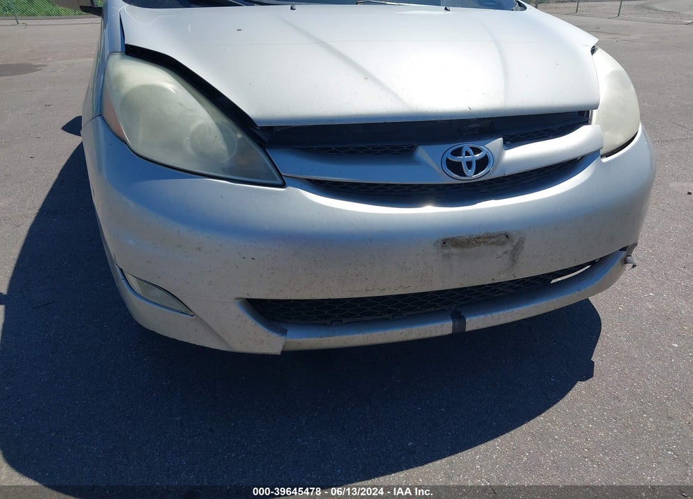 2006 TOYOTA SIENNA XLE VIN: 5TDBA22C66S055759