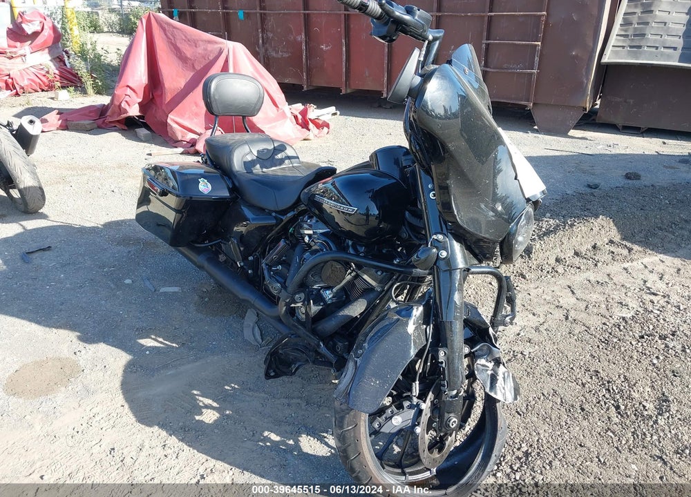 2018 HARLEY-DAVIDSON FLHXS STREET GLIDE SPECIAL VIN: 1HD1KRC13JB686465