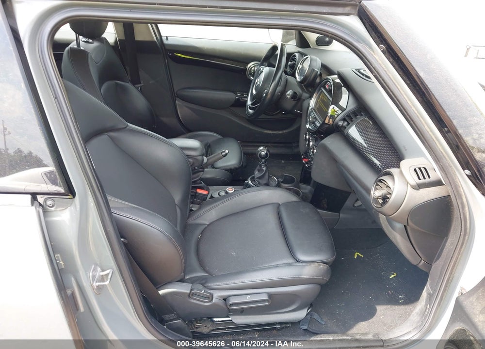 2016 MINI HARDTOP COOPER S VIN: WMWXU3C59G2B63188