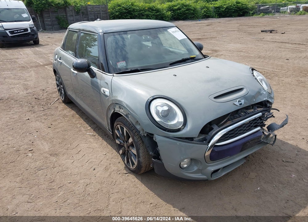 2016 MINI HARDTOP COOPER S VIN: WMWXU3C59G2B63188