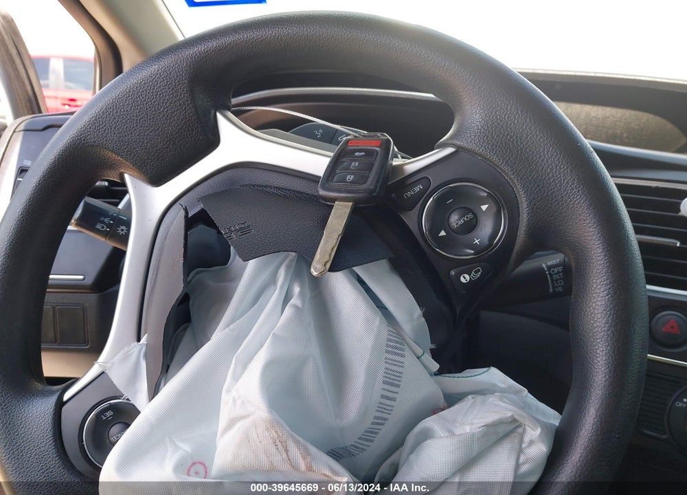 2014 HONDA CIVIC LX VIN: 2HGFB2F53EH527344