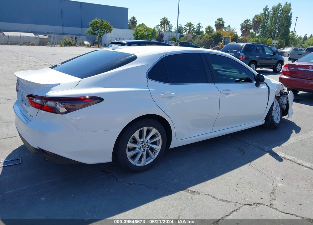2024 TOYOTA CAMRY LE VIN: 4T1R11AK7RU887916