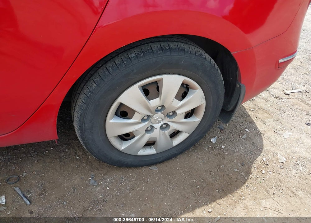 2011 HYUNDAI ELANTRA TOURING GLS VIN: KMHDB8AE9BU121587