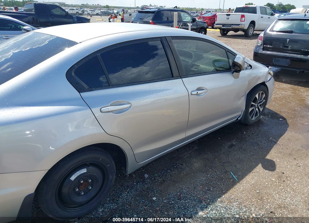 2015 HONDA CIVIC VIN: 19XFB2F88FE020557