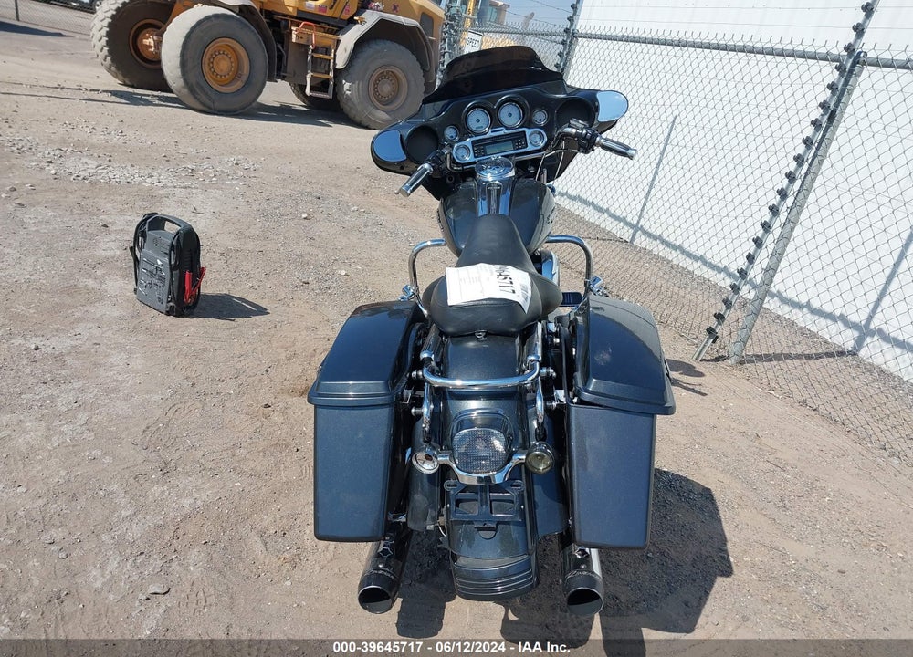 2007 HARLEY-DAVIDSON FLHX VIN: 1HD1KB4157Y609379