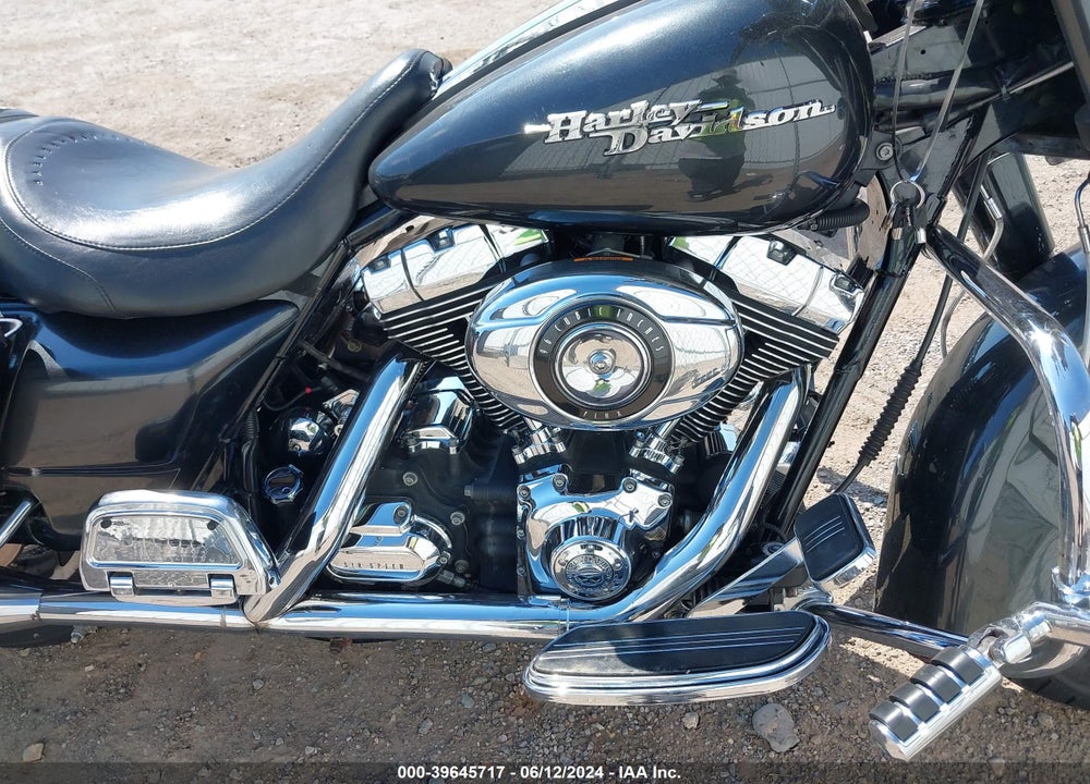 2007 HARLEY-DAVIDSON FLHX VIN: 1HD1KB4157Y609379