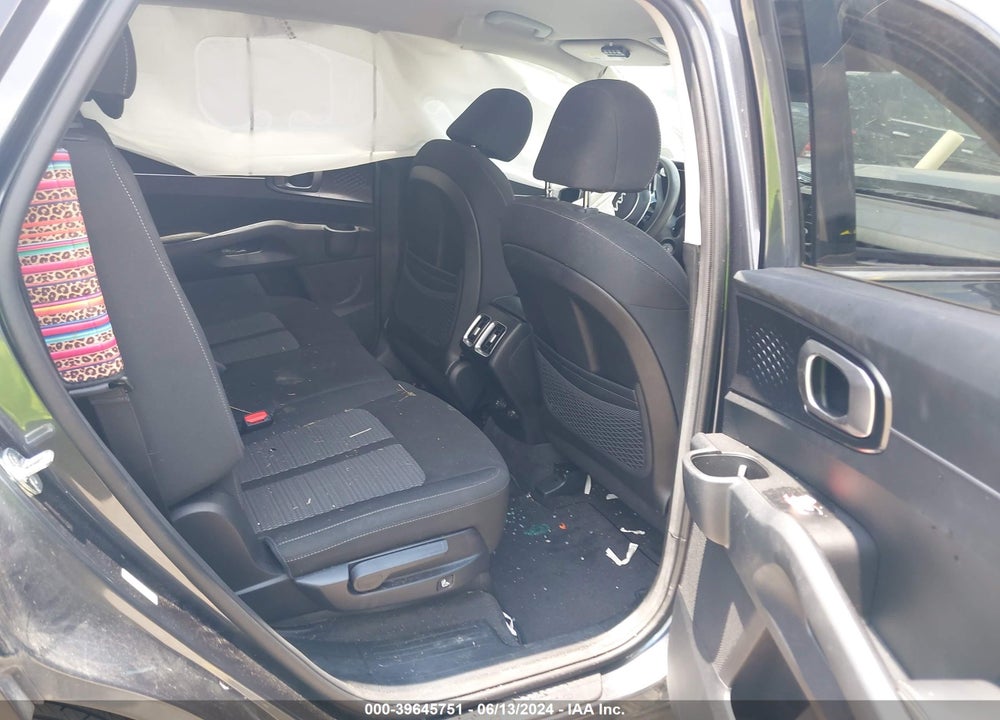 2022 KIA SORENTO LX VIN: 5XYRG4LC5NG116246