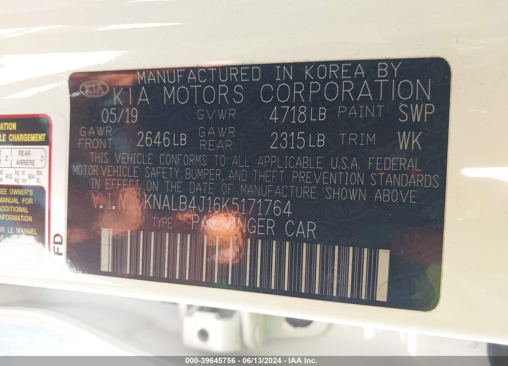 2019 KIA CADENZA PREMIUM VIN: KNALB4J16K5171764