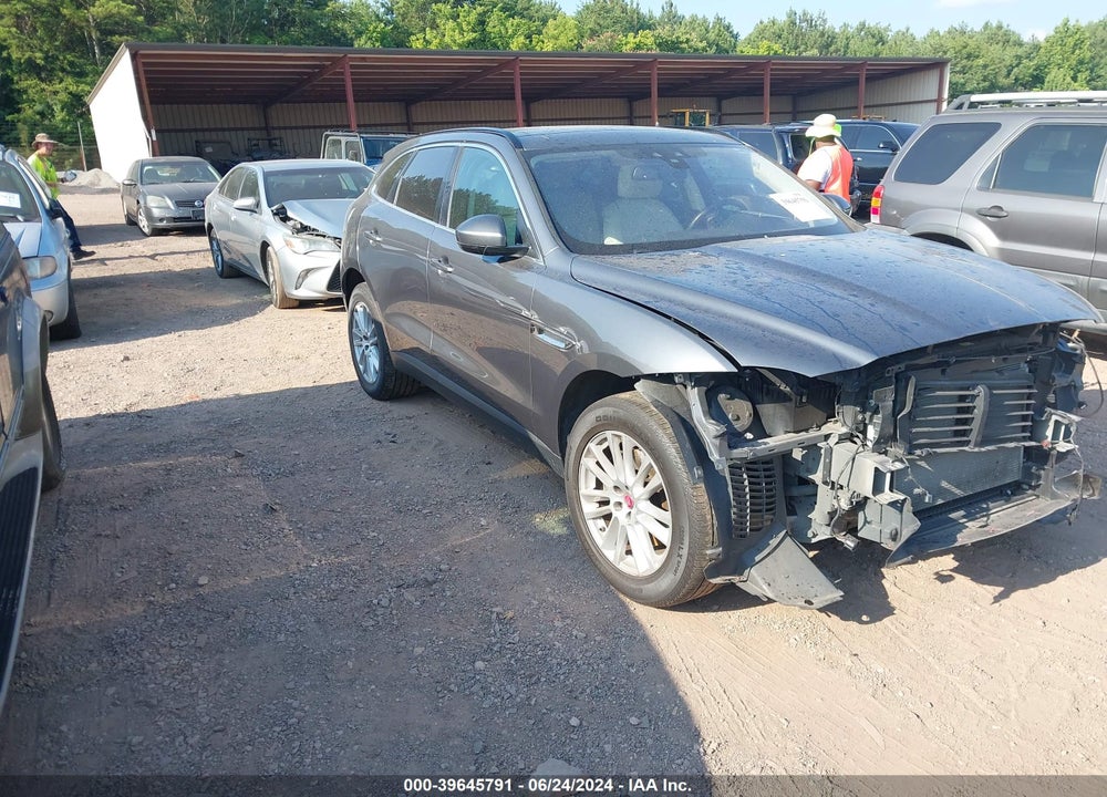 2017 JAGUAR F-PACE 35T PRESTIGE VIN: SADCK2BV3HA895456