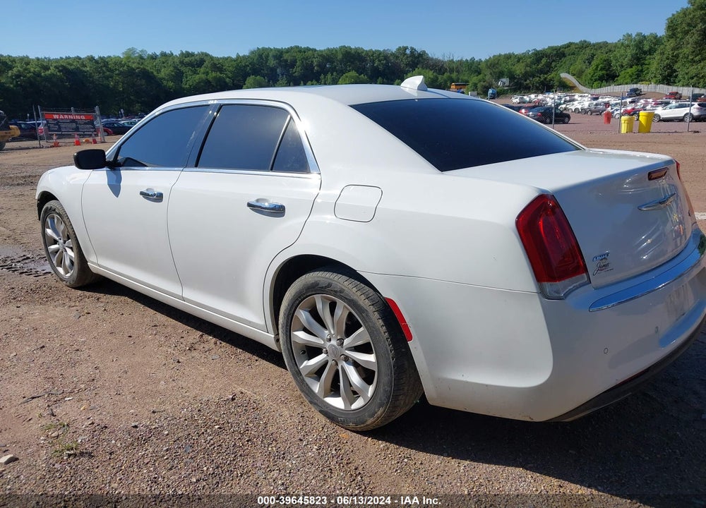 2015 CHRYSLER 300C AWD VIN: 2C3CCAKGXFH868679