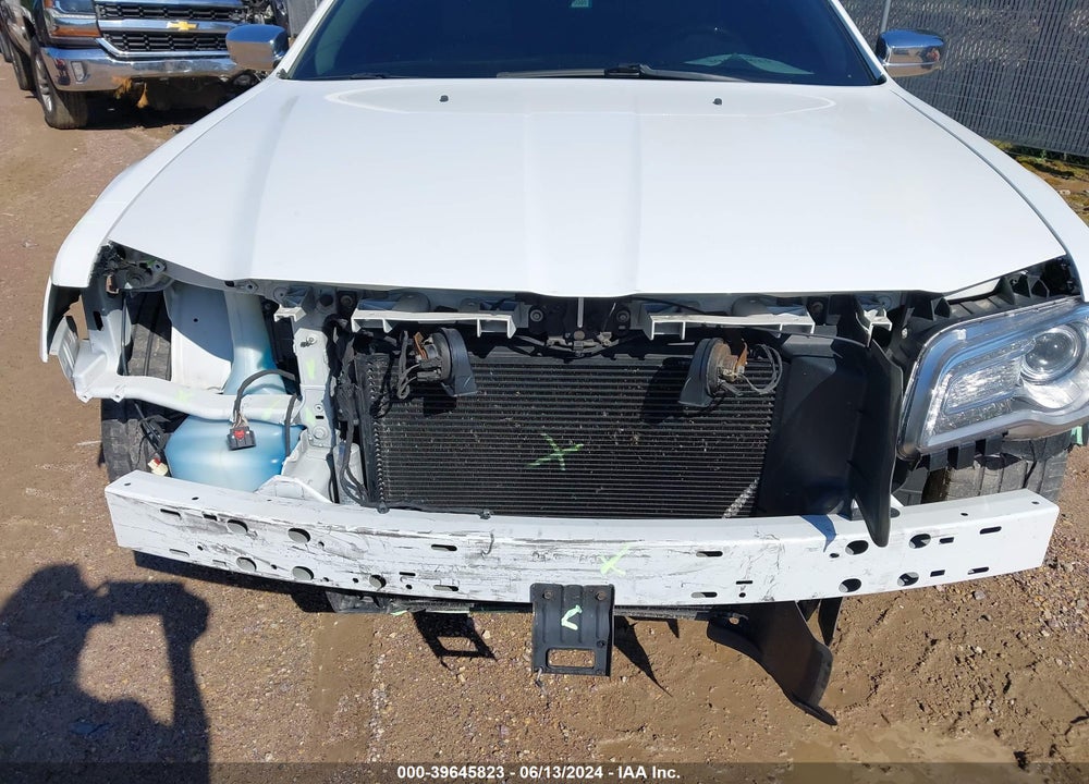 2015 CHRYSLER 300C AWD VIN: 2C3CCAKGXFH868679