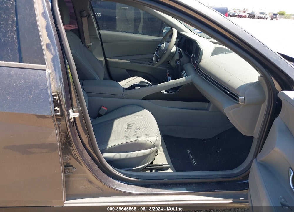 2023 HYUNDAI ELANTRA SE VIN: 5NPLL4AG1PH090005