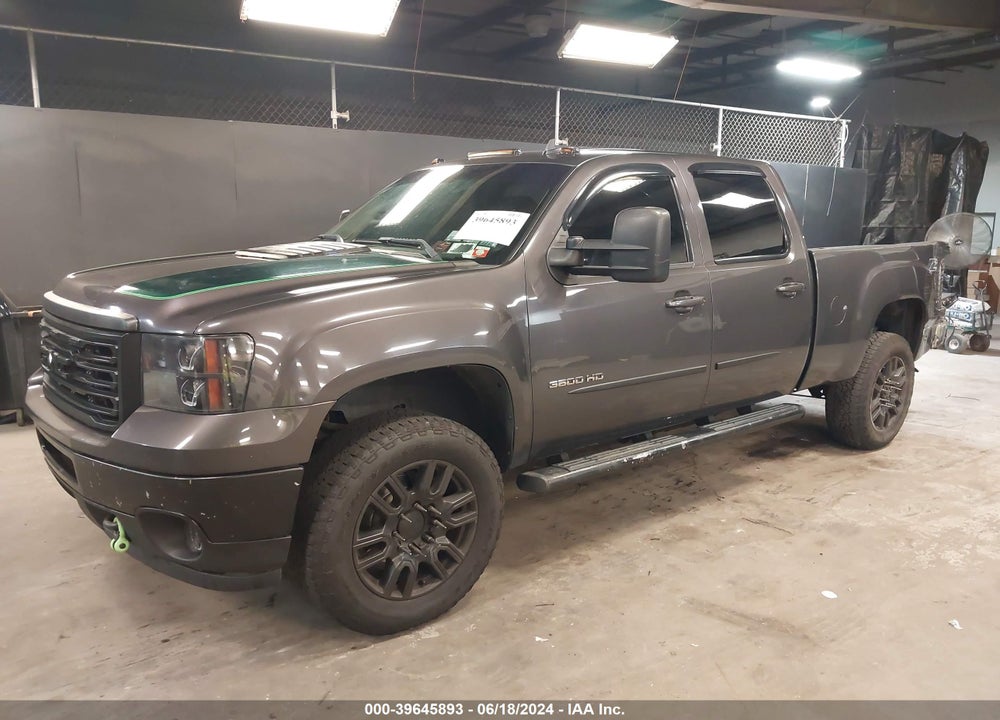 2011 GMC SIERRA 3500HD SLT VIN: 1GT424C8XBF212781