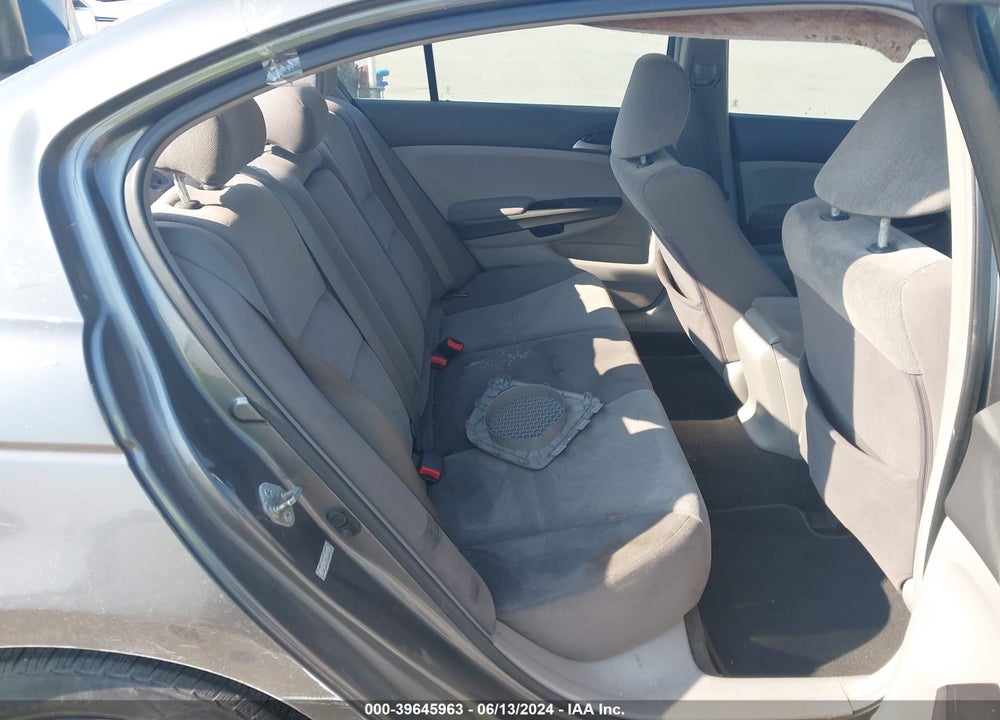2009 HONDA ACCORD 2.4 LX VIN: 1HGCP26349A054027