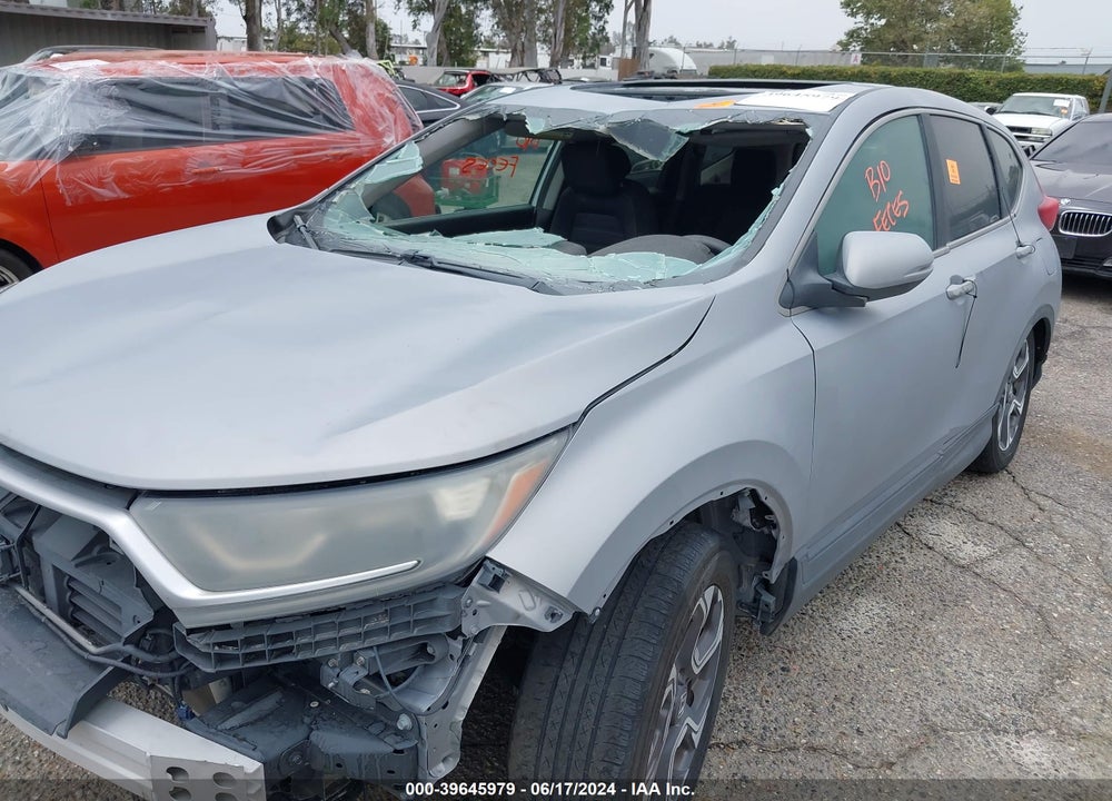 2018 HONDA CR-V EX VIN: 7FARW1H56JE031594