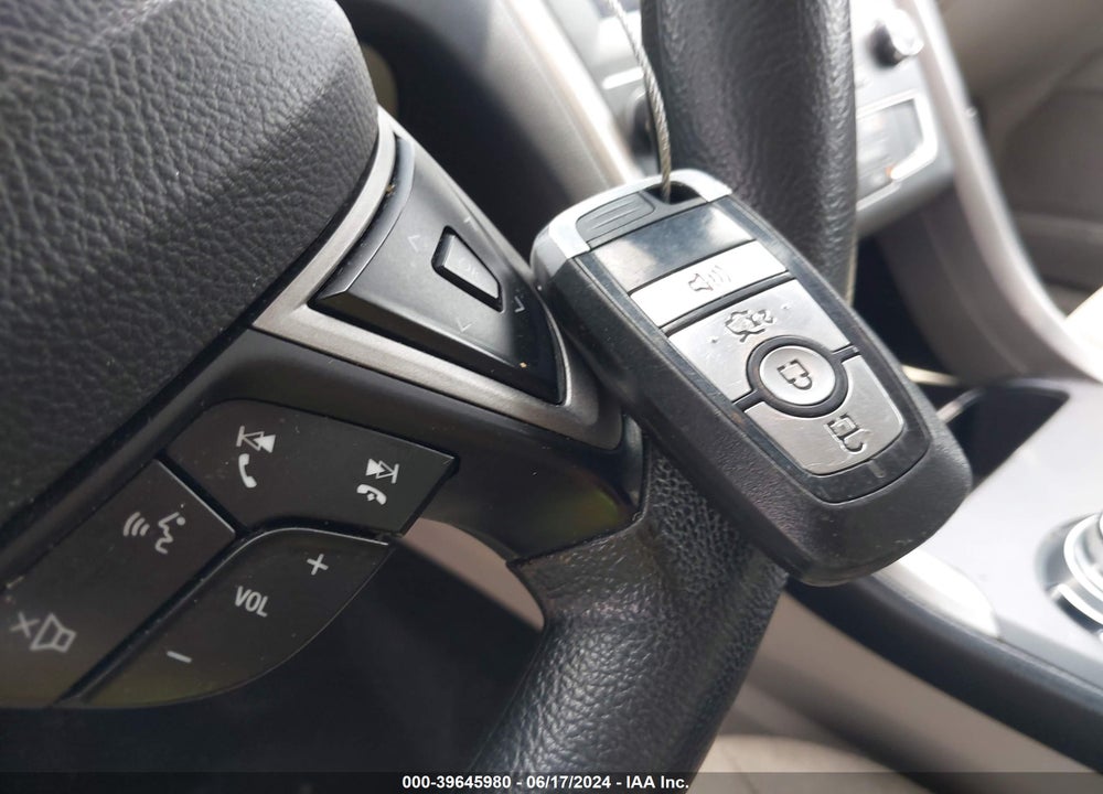 2019 FORD FUSION HYBRID SE VIN: 3FA6P0LUXKR263397