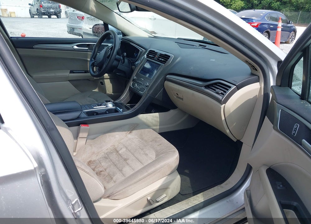 2019 FORD FUSION HYBRID SE VIN: 3FA6P0LUXKR263397