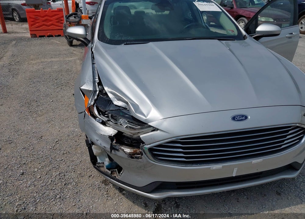 2019 FORD FUSION HYBRID SE VIN: 3FA6P0LUXKR263397
