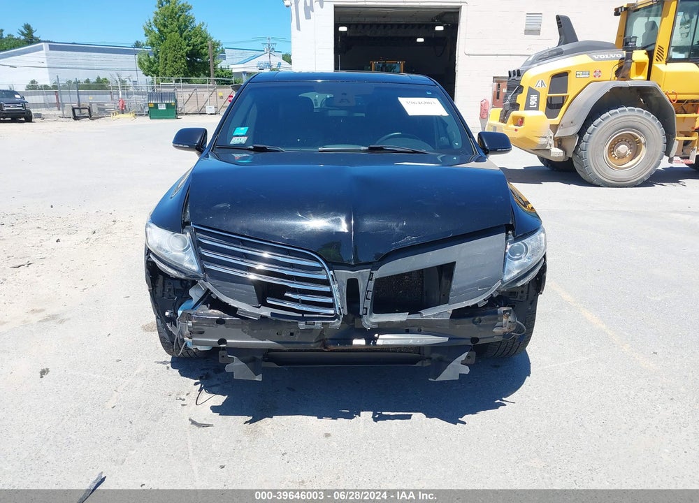 2017 LINCOLN MKT LIVERY VIN: 2LMHJ5NK5HBL00375