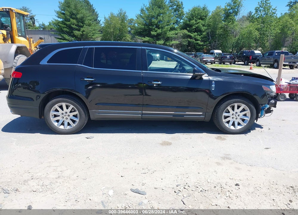 2017 LINCOLN MKT LIVERY VIN: 2LMHJ5NK5HBL00375