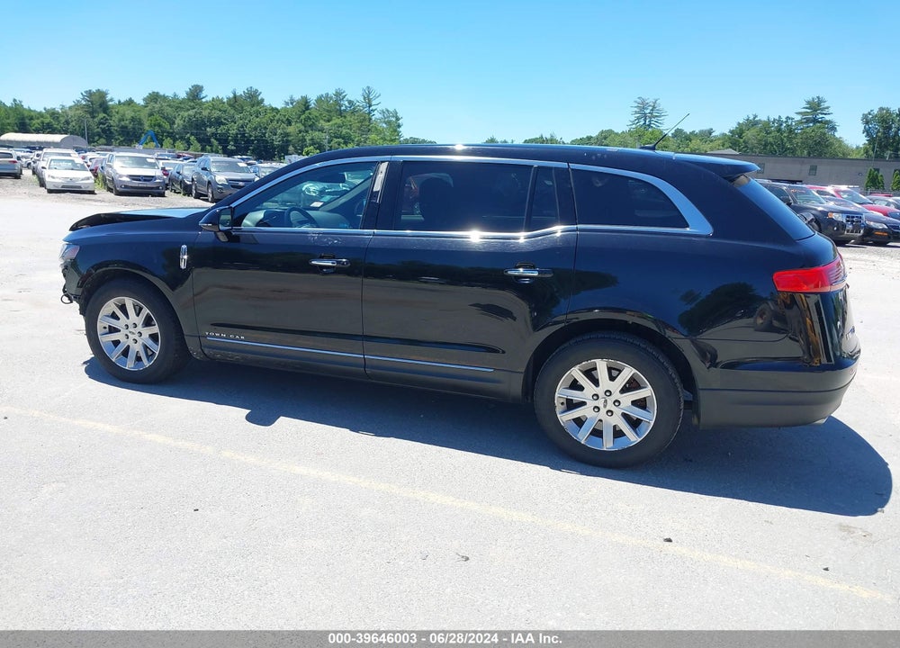 2017 LINCOLN MKT LIVERY VIN: 2LMHJ5NK5HBL00375