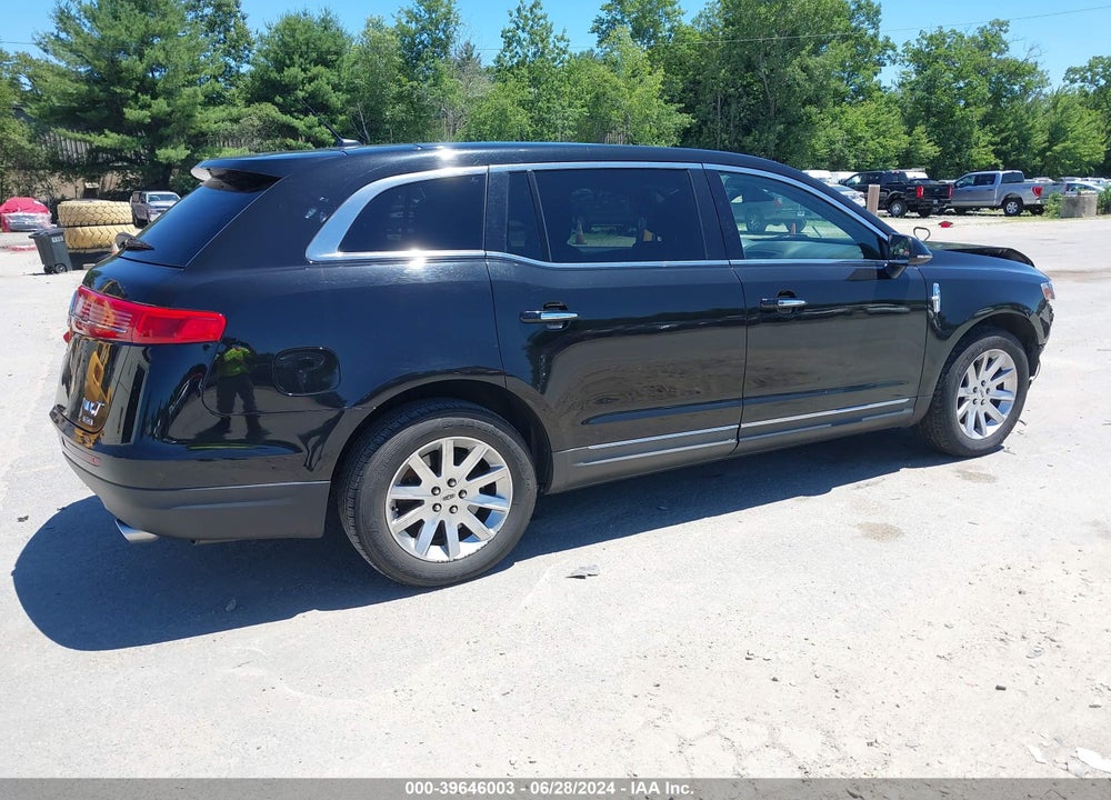 2017 LINCOLN MKT LIVERY VIN: 2LMHJ5NK5HBL00375
