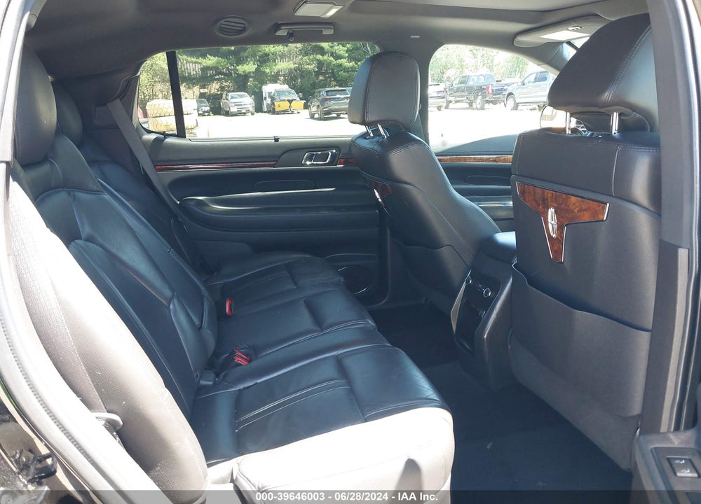 2017 LINCOLN MKT LIVERY VIN: 2LMHJ5NK5HBL00375
