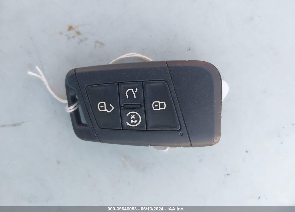 2020 VOLKSWAGEN JETTA 1.4T SEL VIN: 3VWE57BU2LM077600